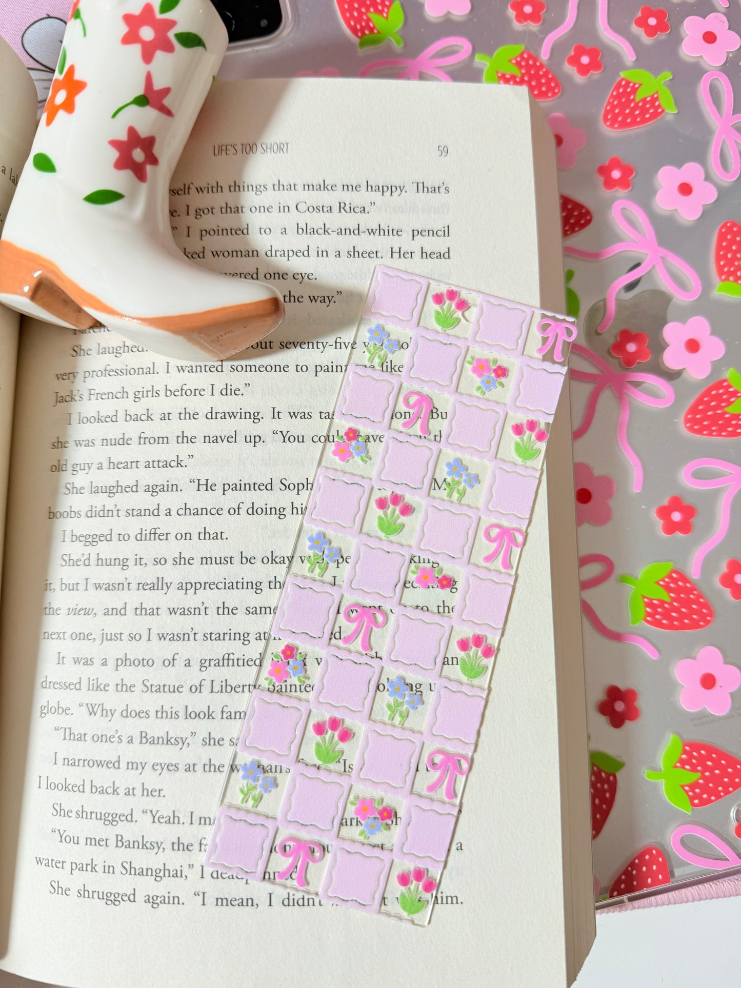 SPRING PATTERN BOOKMARK