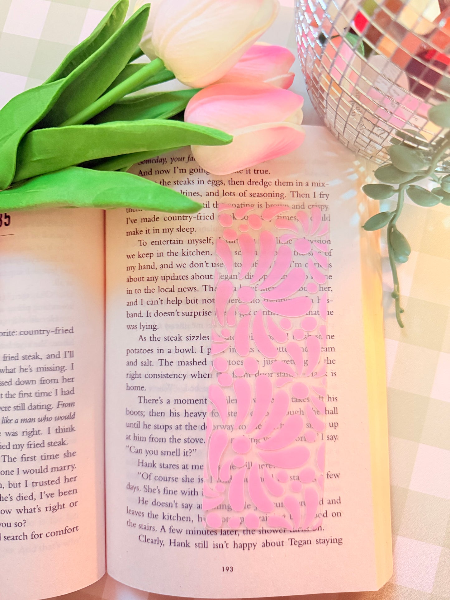 TALAVERA PINK ACRYLIC BOOKMARK