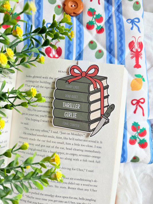 THRILLER GIRLIE MAGNETIC BOOKMARK