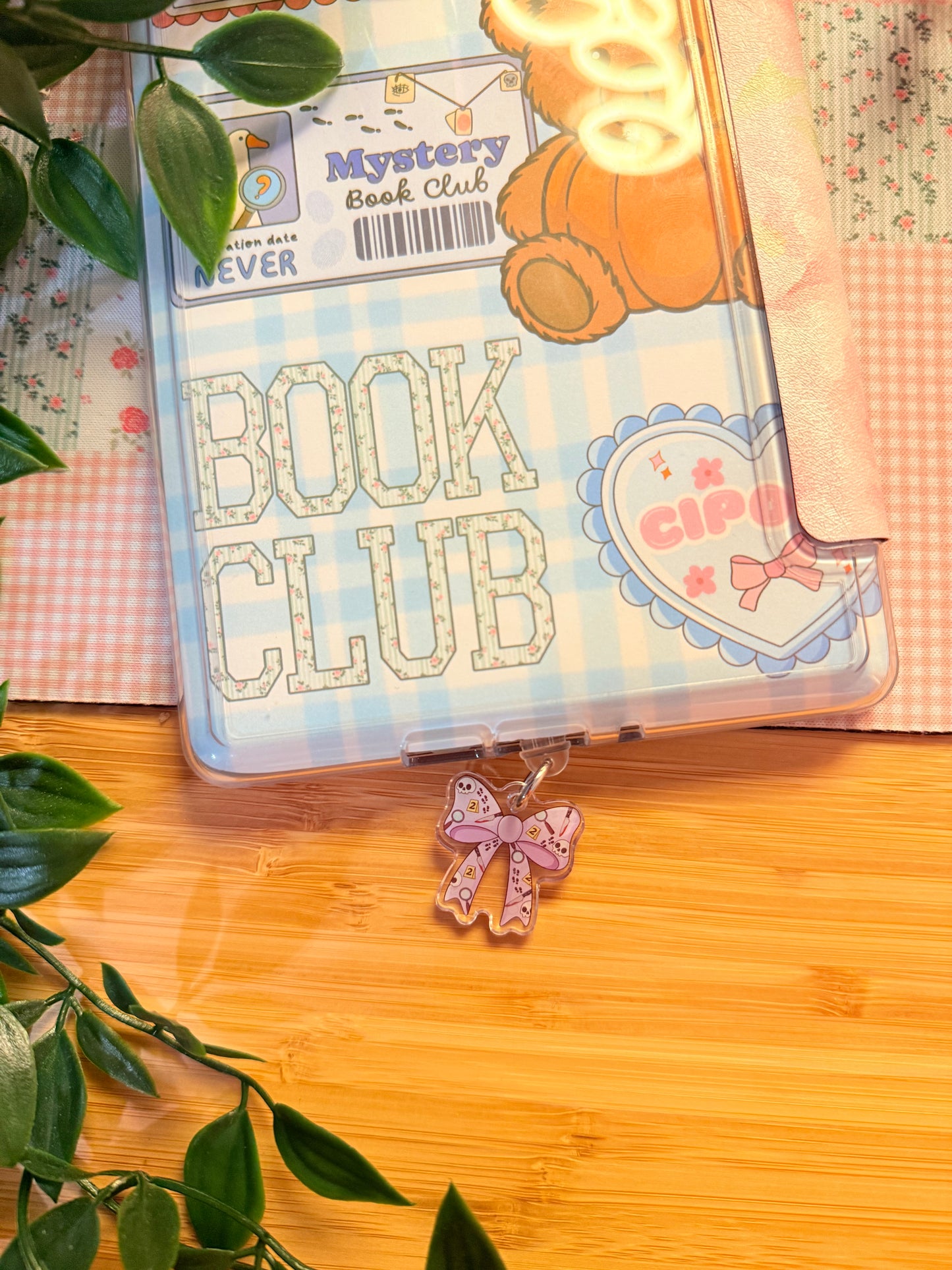 HORROR BOW KINDLE CHARM (TYPE C)