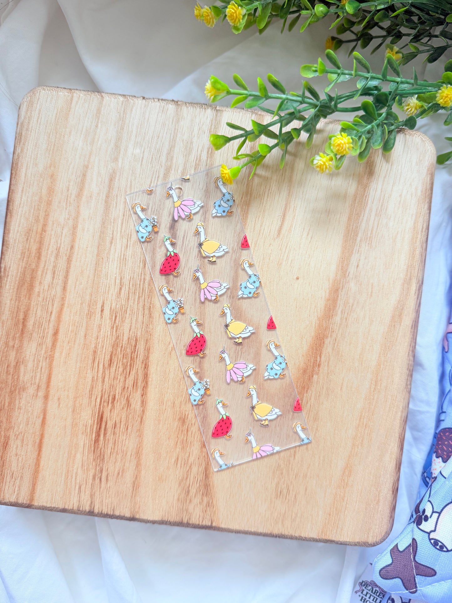 GEESE ACRYLIC BOOKMARK