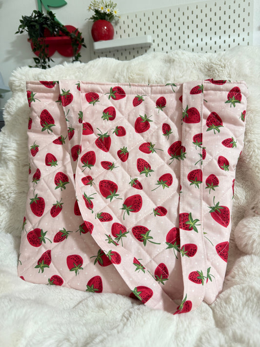 STRAWBERRY QUILTED TOTE BAG