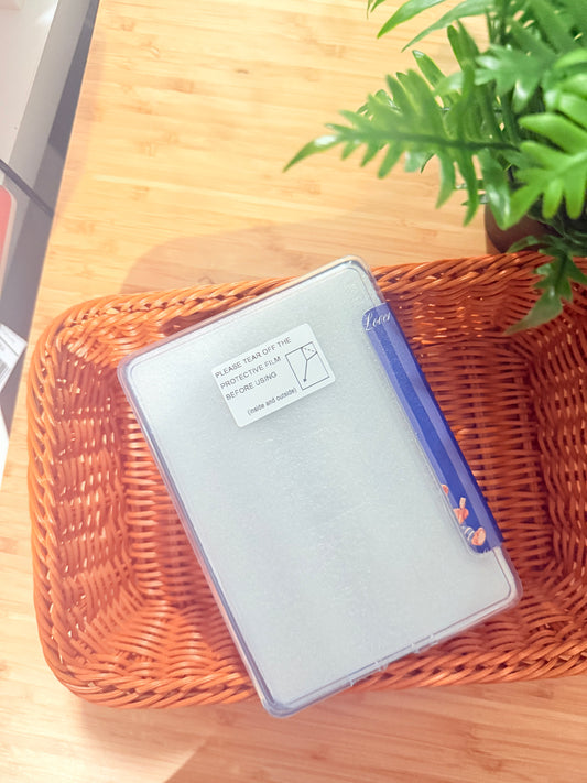 BOOK LOVER BEAR CLEAR BACK KINDLE CASE