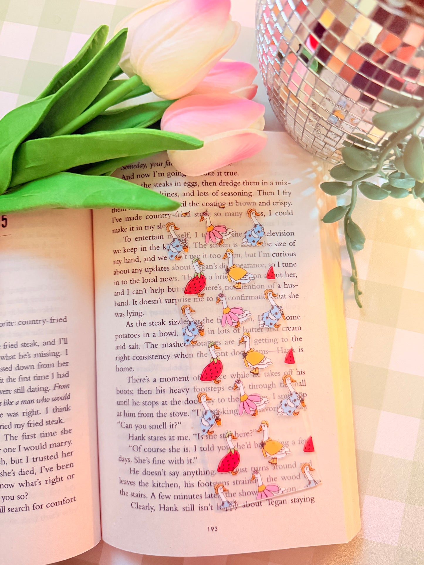 GEESE ACRYLIC BOOKMARK