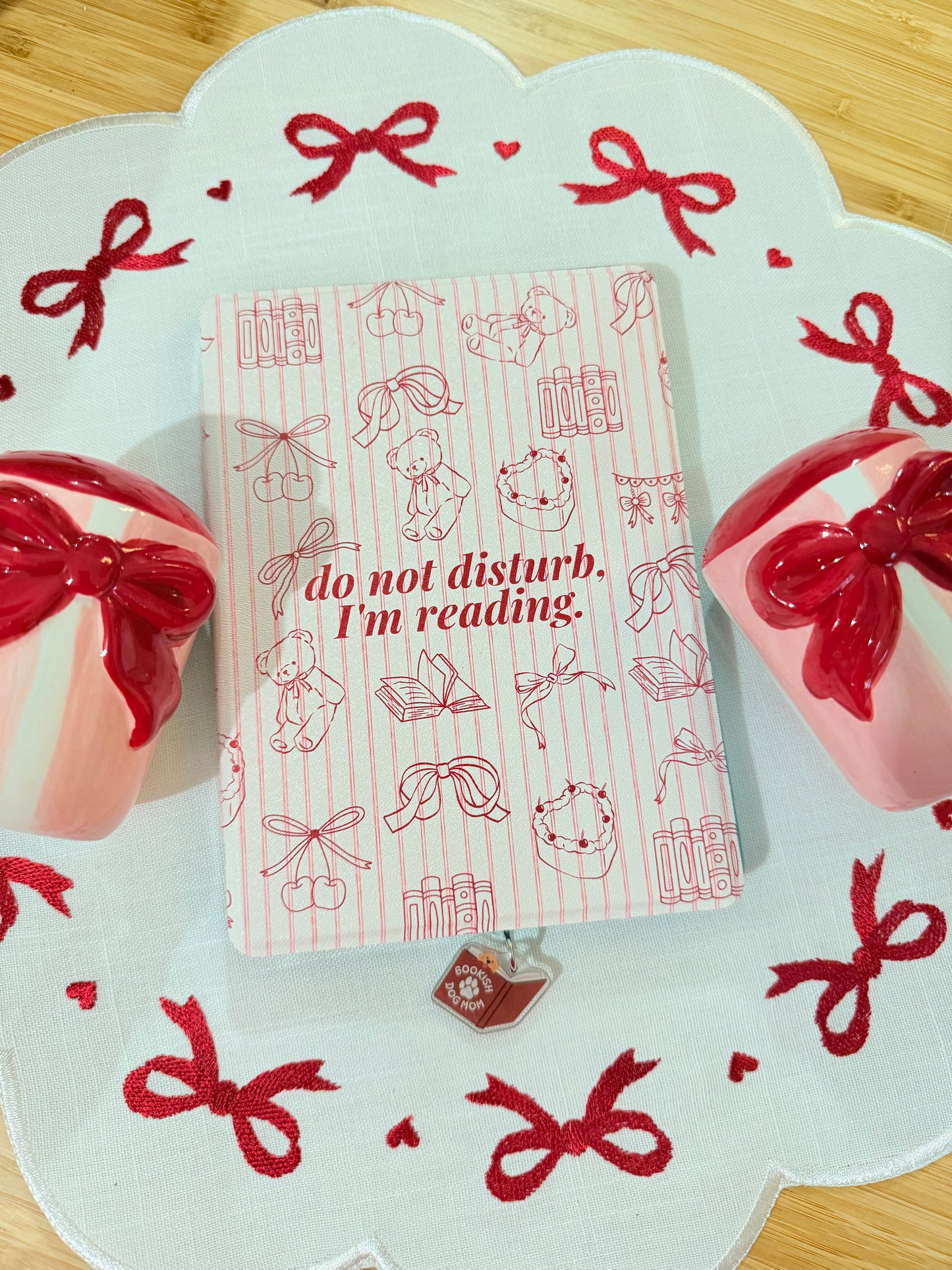 BOOKISH DOG MOM KINDLE CHARM (TYPE C)