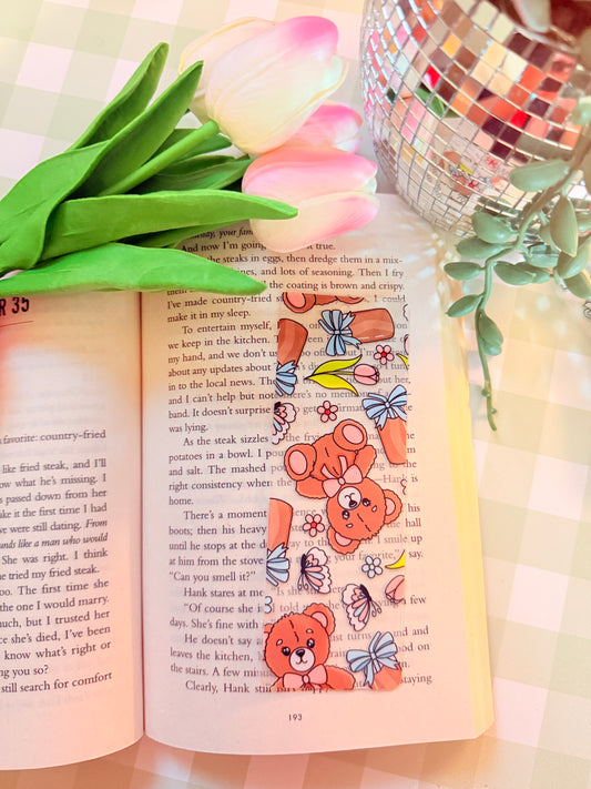 BEAR ACRYLIC BOOKMARK