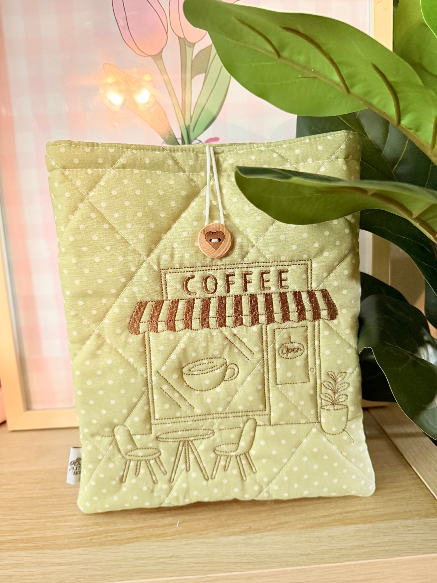 COFFEE IPAD 10.9” / HARDCOVER BOOK SLEEVE