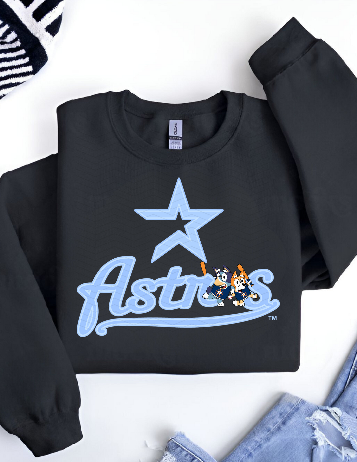 BLUEY ASTROS DESIGN ADULT (SHIRT/CREWNECK)