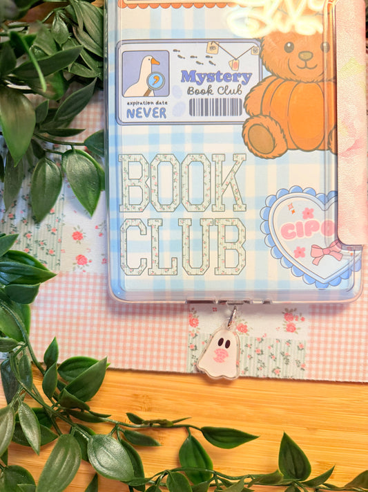 CONCHA GHOST KINDLE CHARM (TYPE C)