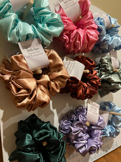 SATIN SCRUNCHIES