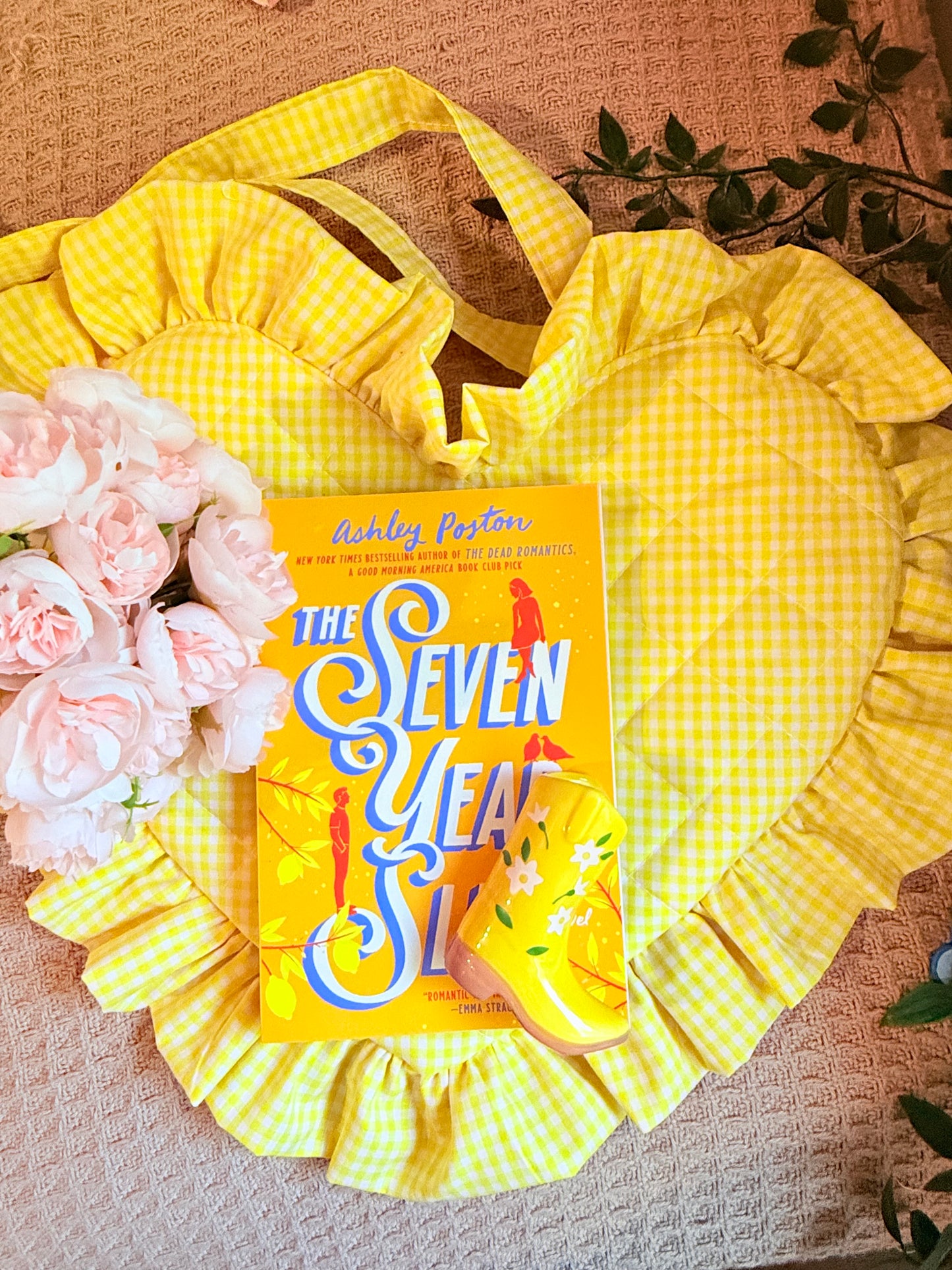 YELLOW HEART BOOK BAG