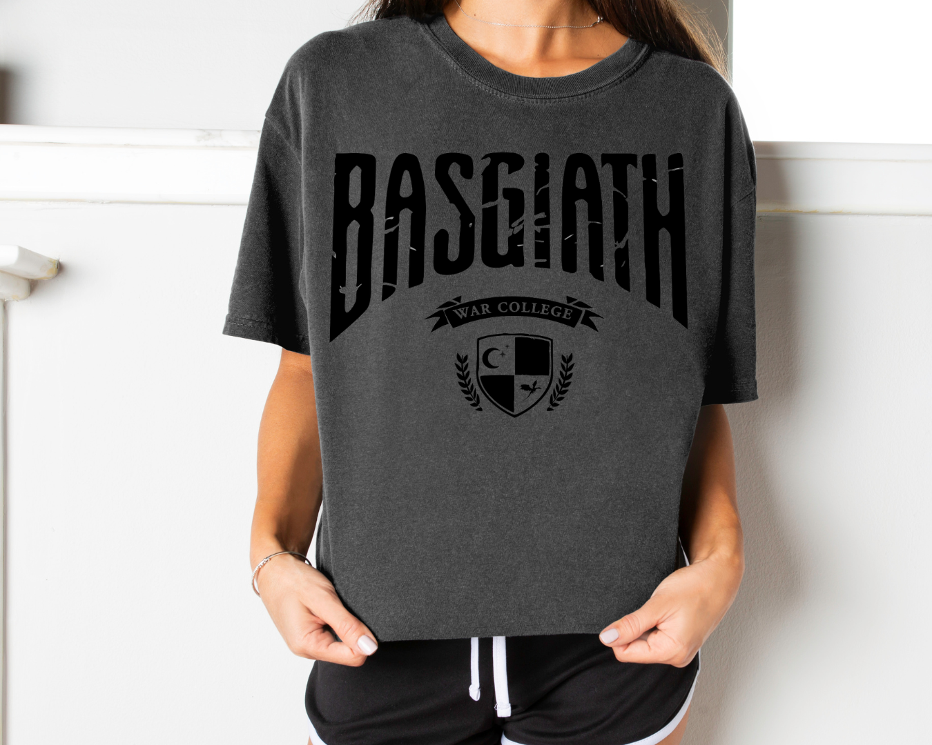 BASGIATH WAR COLLEGE ADULT SIZE (SHIRT/CREWNECK)