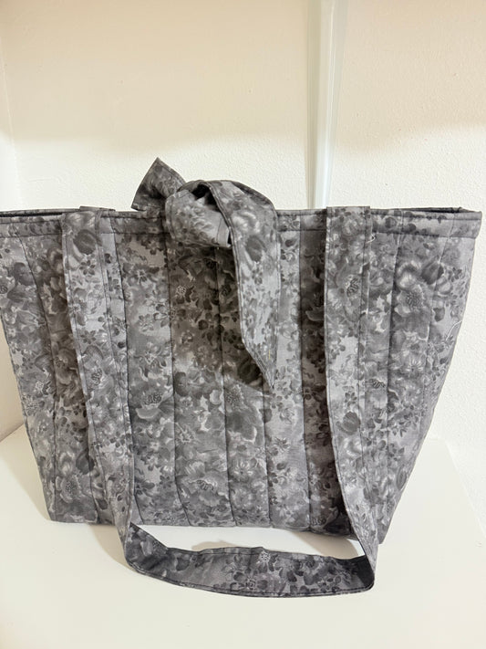 BLACK/GRAY XL TOTE