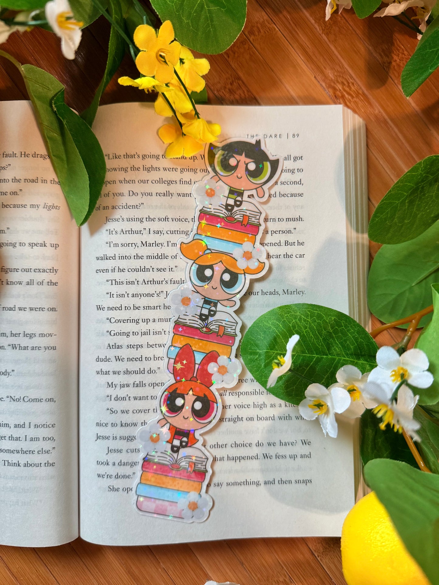 PUFF GIRLS HOLOGRAPHIC BOOKMARK