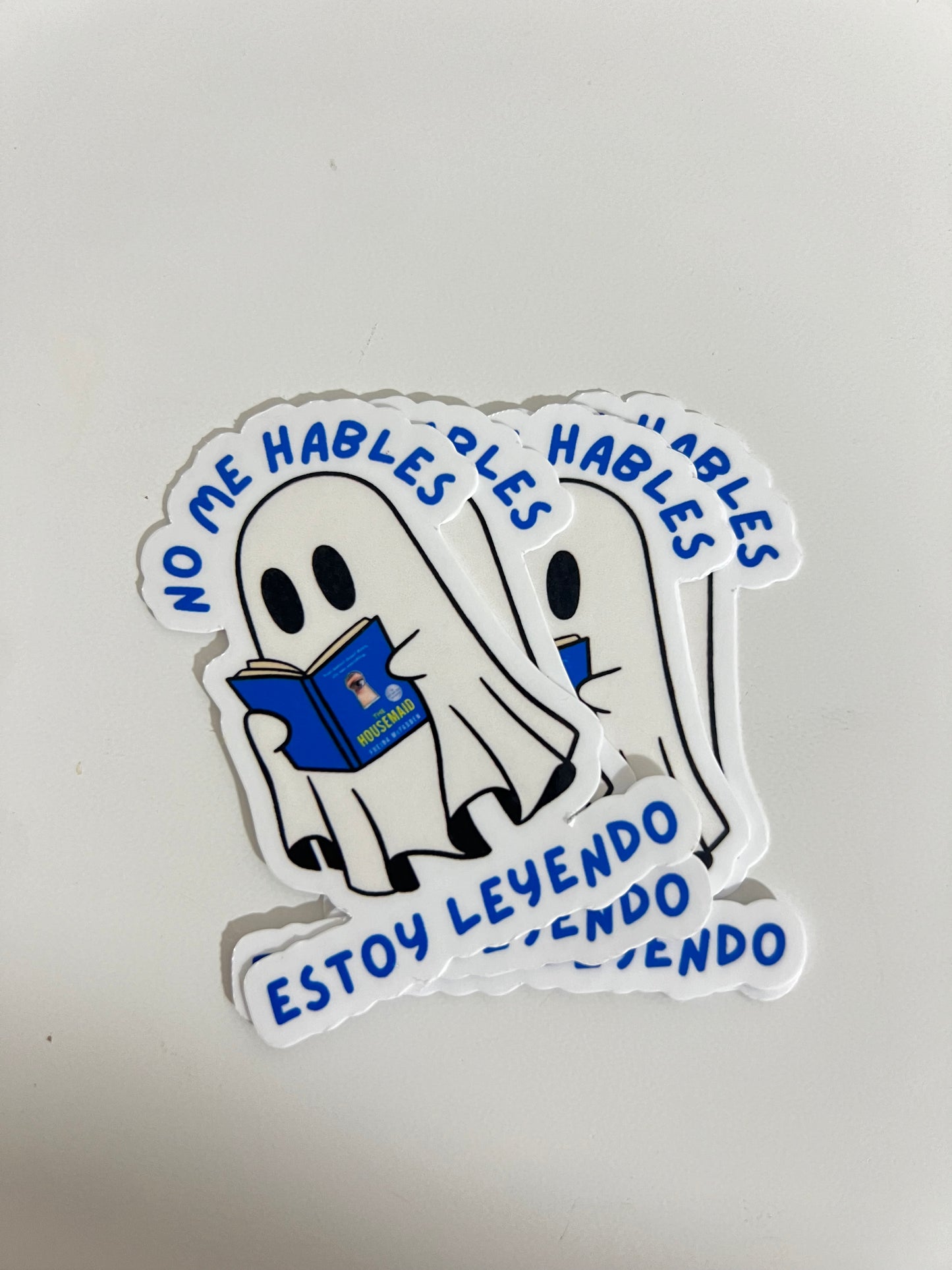 NO ME HABLES ESTOY LEYENDO STICKER