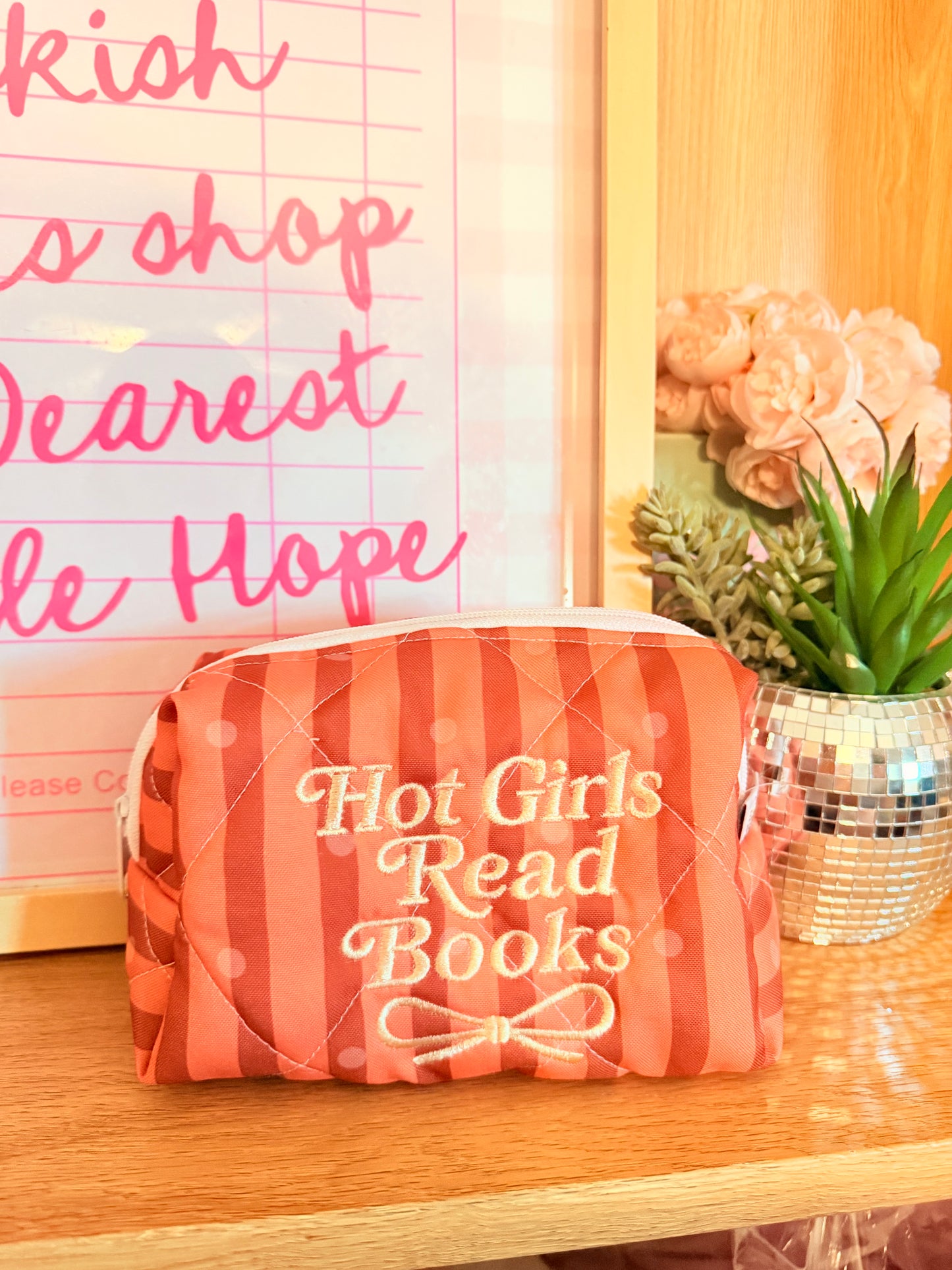 HOT GIRLS READ BOOKS EMBROIDERED XL POUCH
