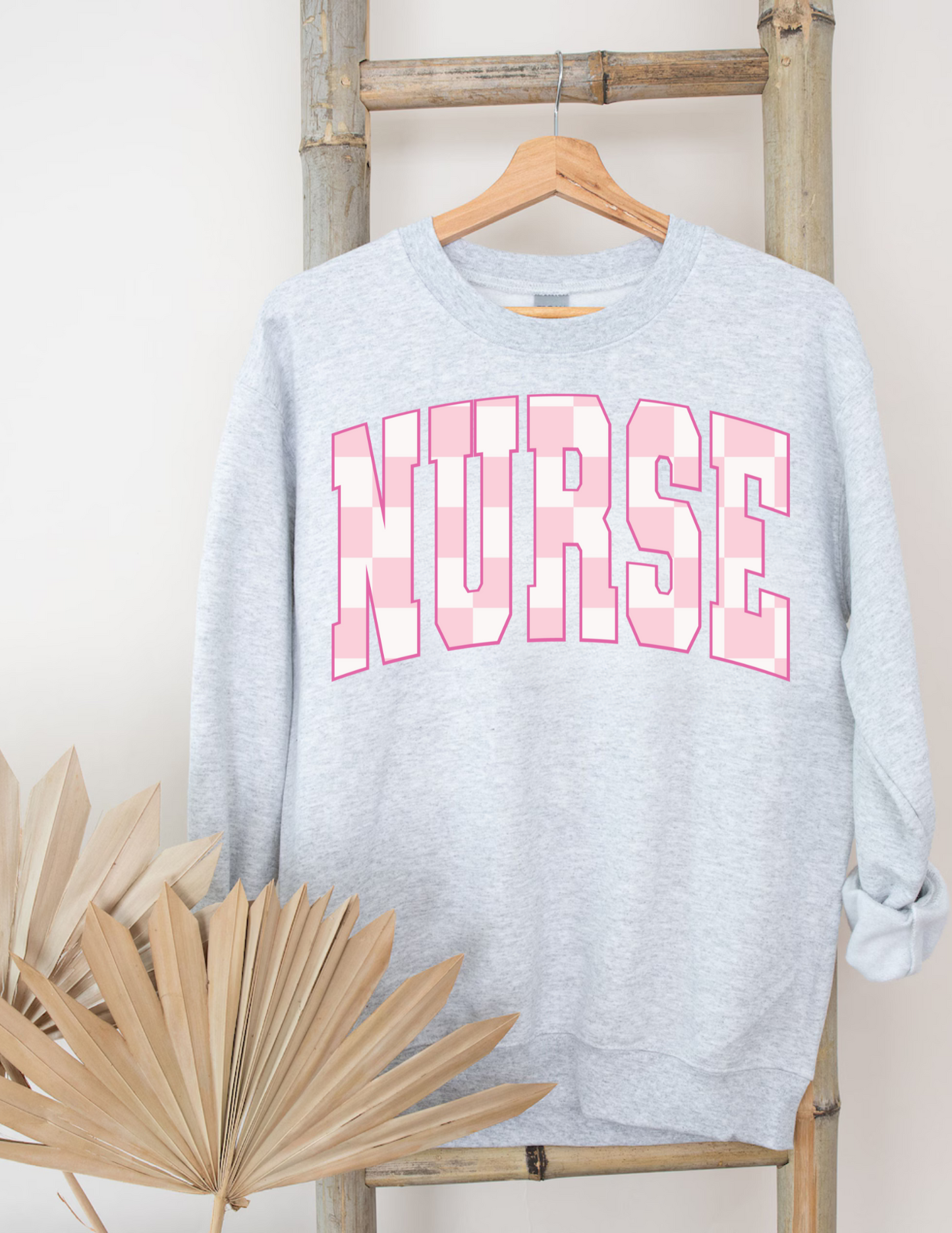 NURSE CHECKERED ADULT (SHIRT/CREWNECK)