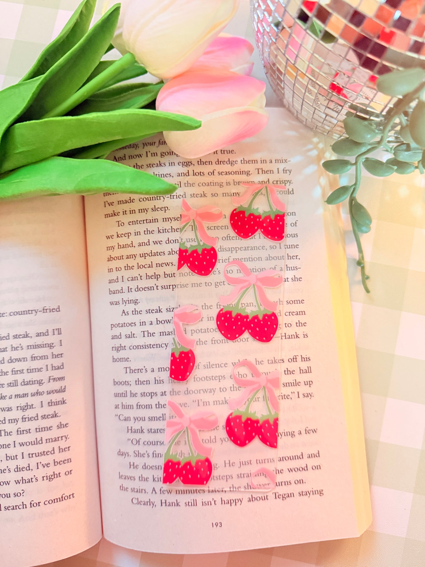 STRAWBERRY BOW ACRYLIC BOOKMARK