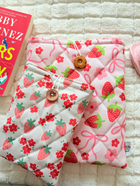 STRAWBERRY PATTERNS ALL SIZES SLEEVES/POUCHES