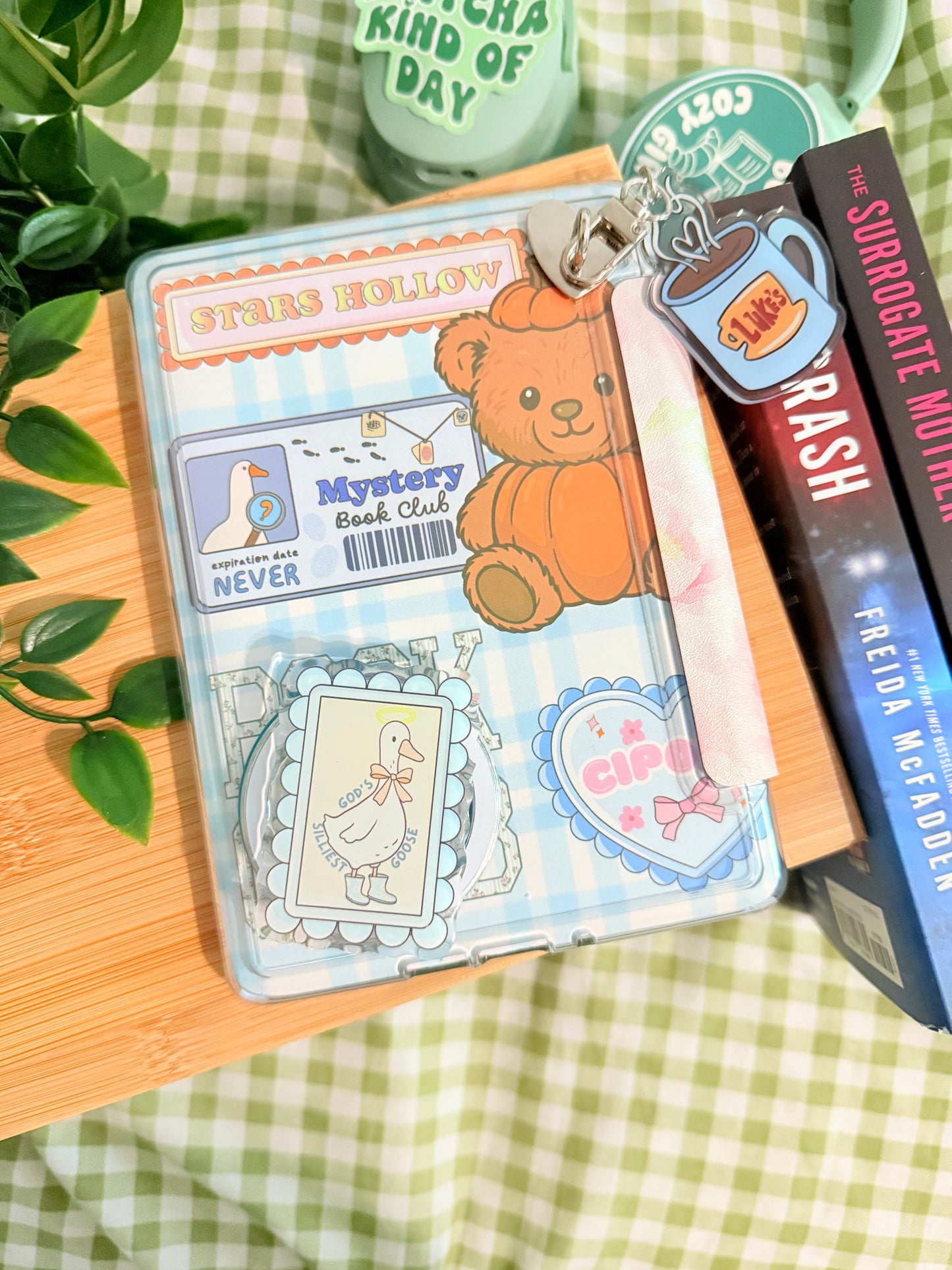 GODS SILLIEST GOOSE KINDLE MAGSAFE GRIP