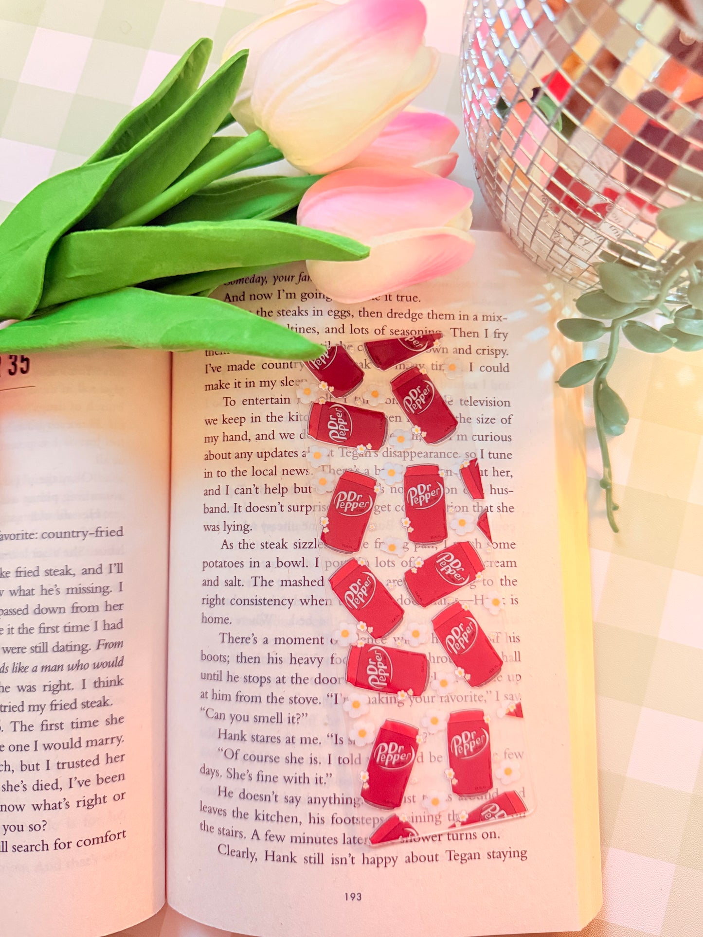 SODA AND DAISIES ACRYLIC BOOKMARK