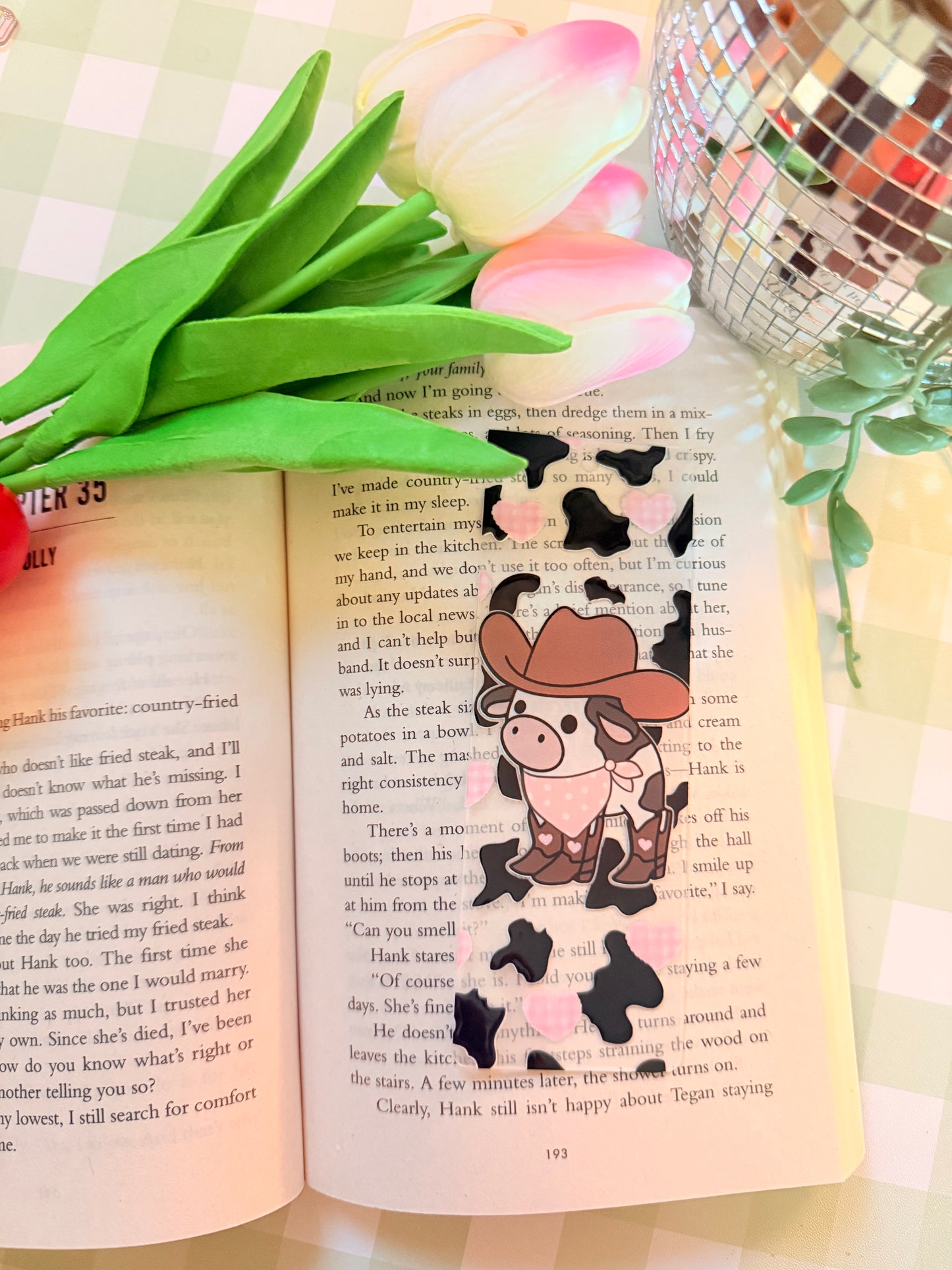 COWDY ACRYLIC BOOKMARK