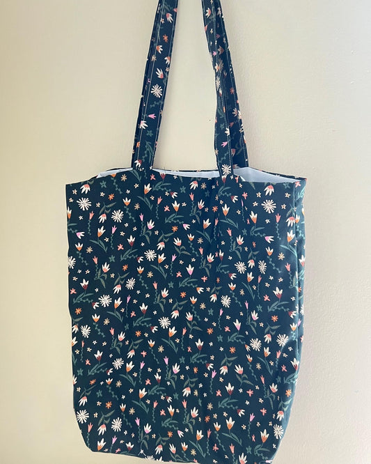 FOREST GREEN MEADOWS TOTE BAG