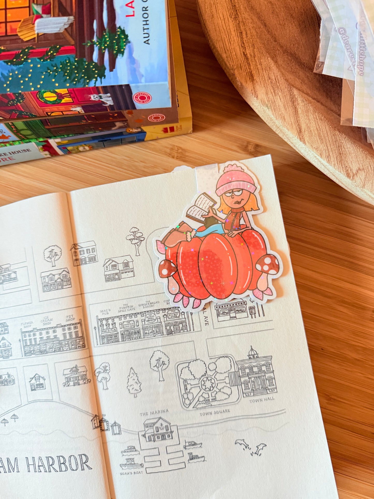 LIZZIE FALL MAGNETIC BOOKMARK