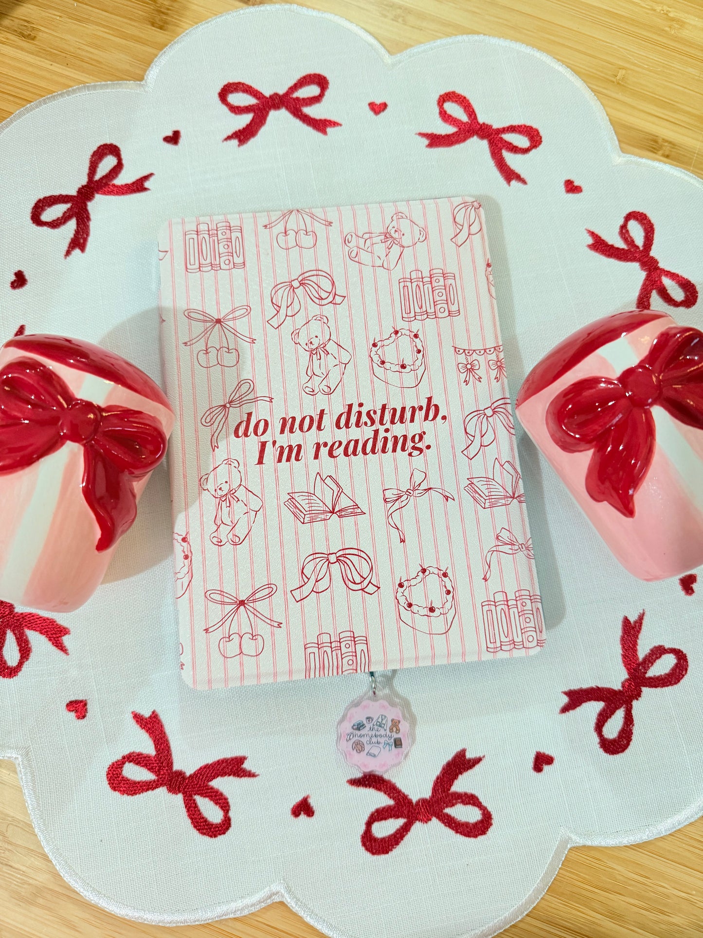 HOMEBODY KINDLE CHARM (TYPE C)