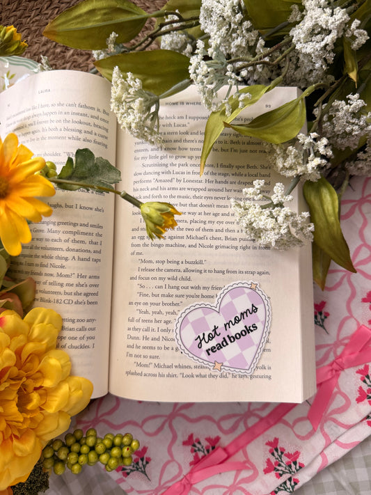 HOT MOMS READ BOOKS STICKER