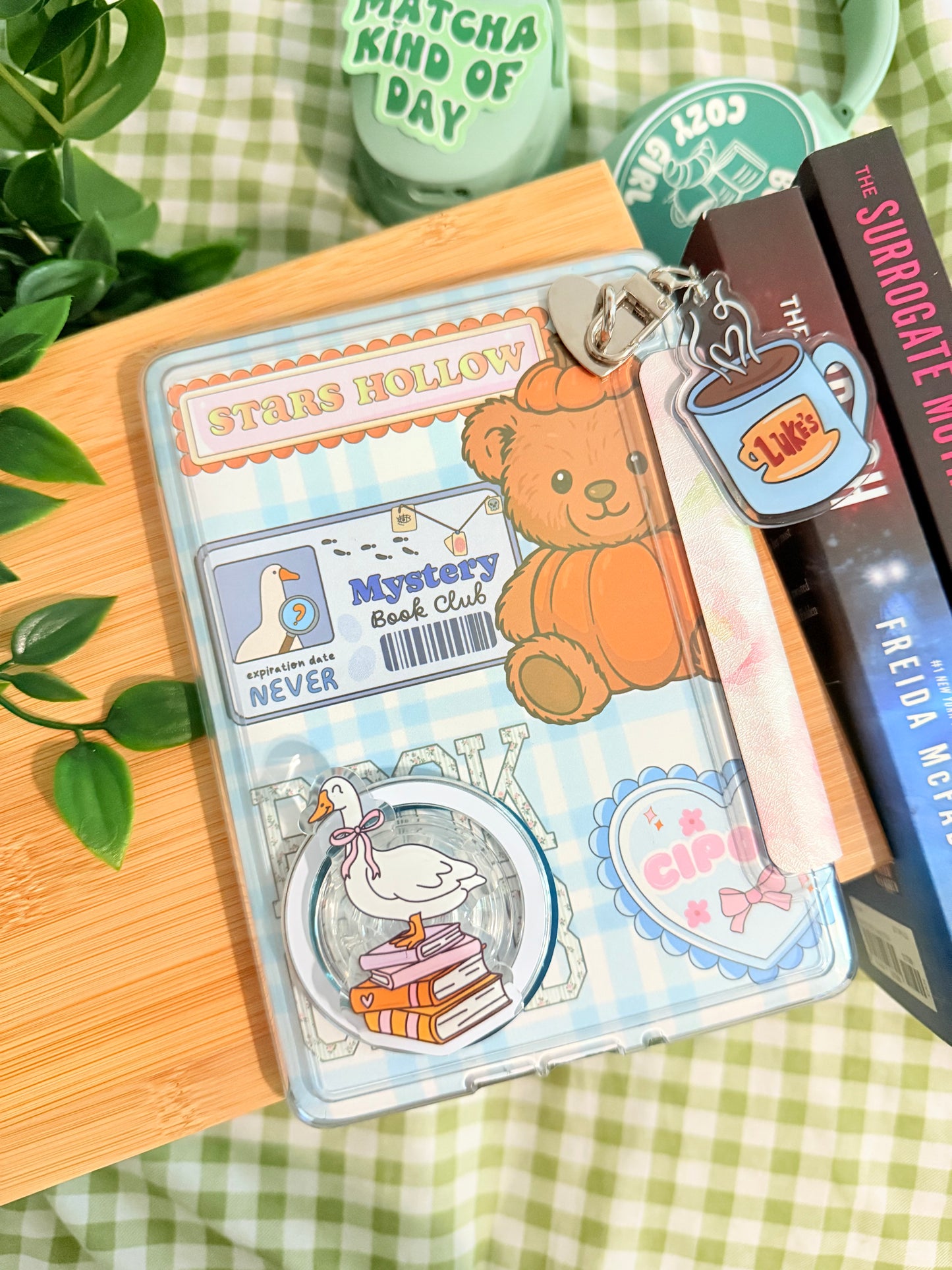 BOOKISH GOOSE KINDLE MAGSAFE GRIP