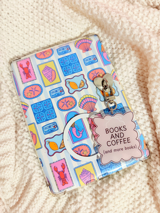 BOOKS AND COFFEE KEYCHAIN