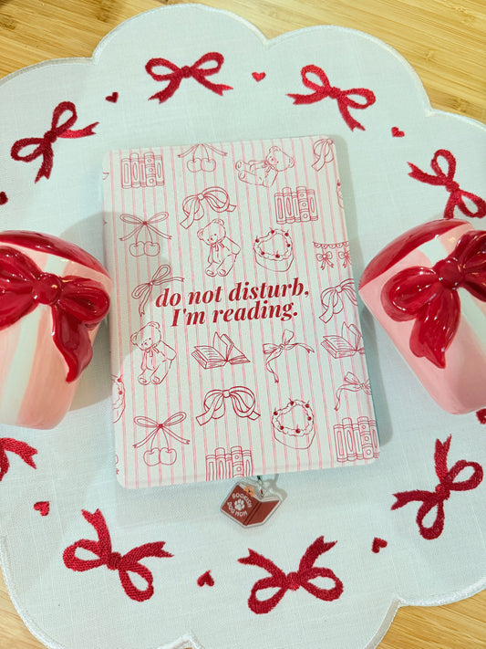 BOOKISH DOG MOM KINDLE CHARM (TYPE C)