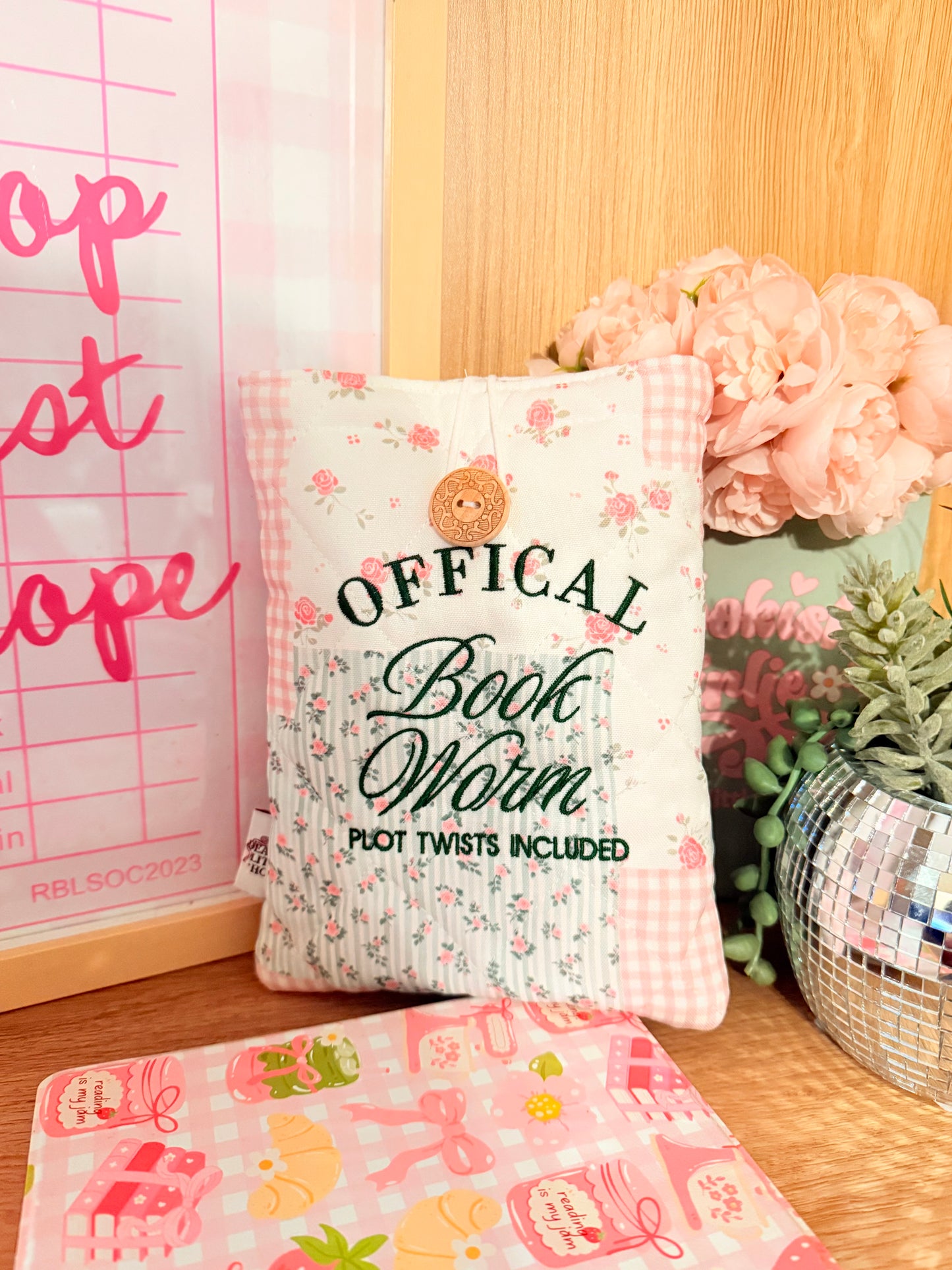 OFFICIAL BOOK WORM KINDLE COLORSOFT 7” & SMALLER SLEEVE