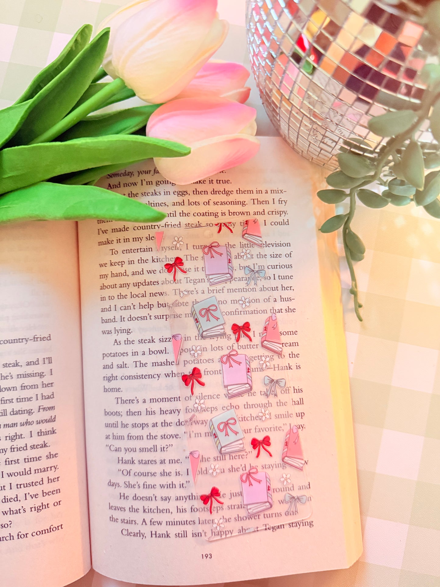 BOOKS AND BOWS ACRYLIC BOOKMARK